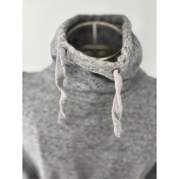 Ugg Women Grey Charlynne Fleece Poncho Sweater Funnnel Neck Pocket Size M/L - Picture 5 of 9